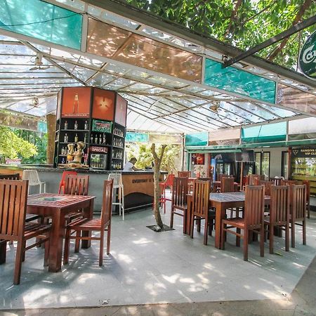 Oyo 471 Randiya Hotel Моратува Экстерьер фото